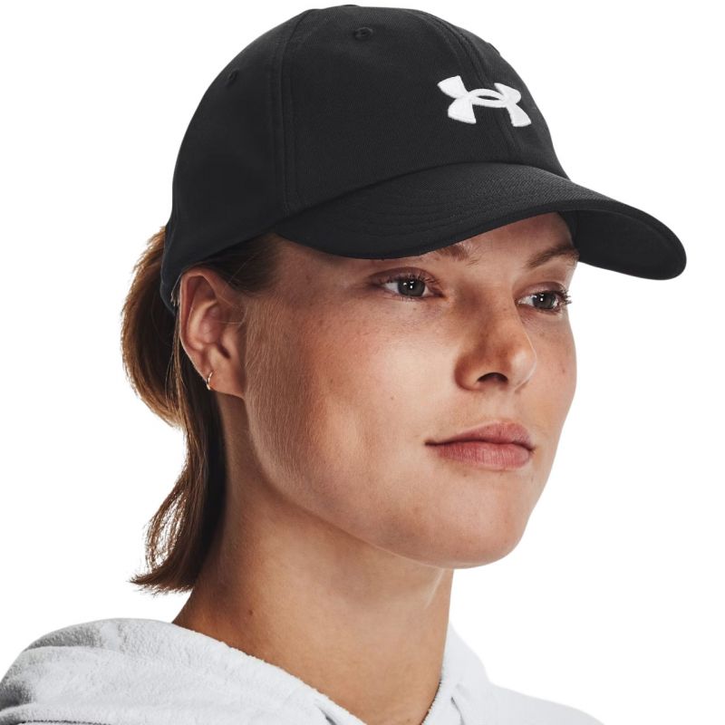 Under Armour Blitzing Adj W 1376705 001 Cap Clothing/Multisport/Under Armour Your Sports Performance