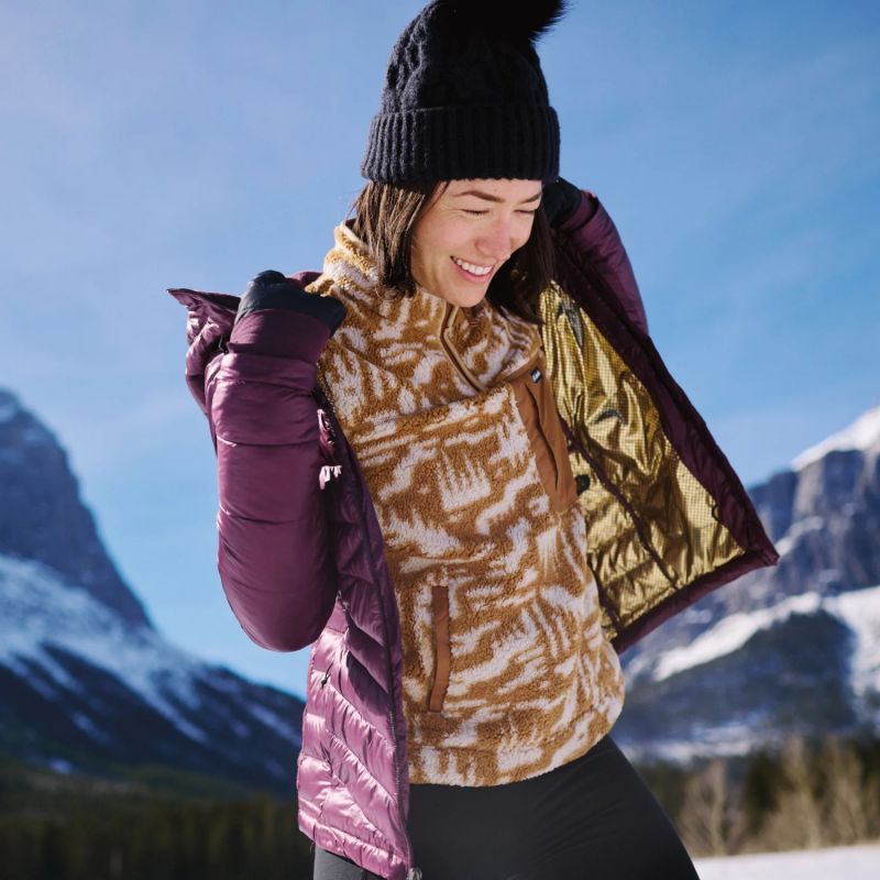 Columbia Boundless Days Cable Knit Pom Beanie W 2092641010 Clothing/Outdoor/Czapki, szaliki, rękawiczki, maski/Columbia Your Sports Performance