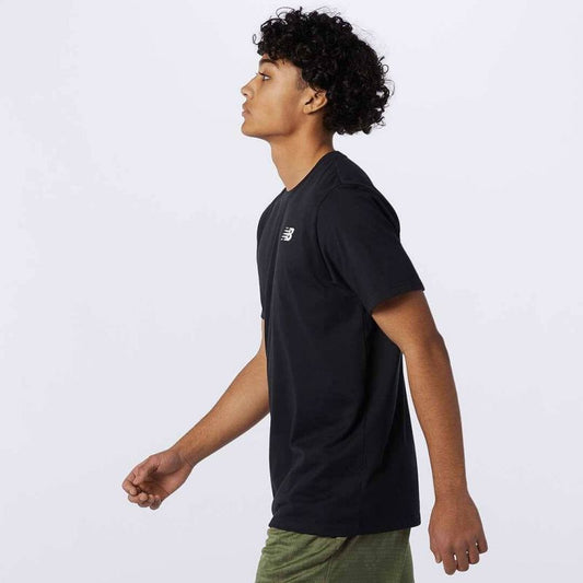 New Balance Hearthertech Tee BK M MT11070BK Clothing/Lifestyle/T-shirts/New Balance New Balance