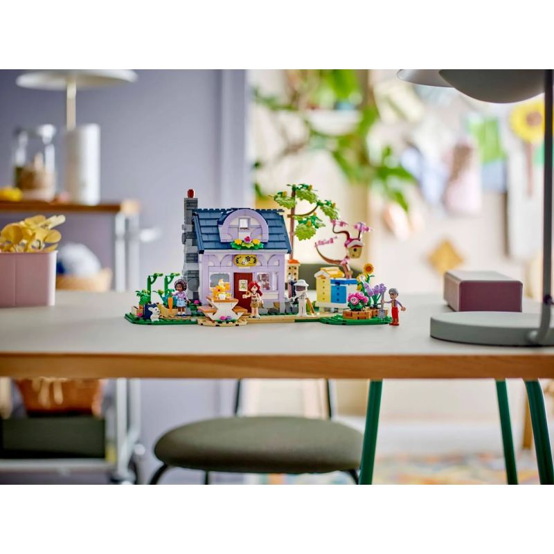 LEGO FRIENDS 42669 Beekeeper's House and Flower Garden In preparation Your Sports Performance
