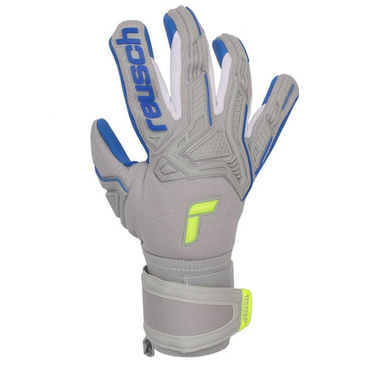 Goalkeeper gloves Reusch Attrakt Freegel Silver M 52 70 235 6006 Accessories/Gloves Your Sports Performance