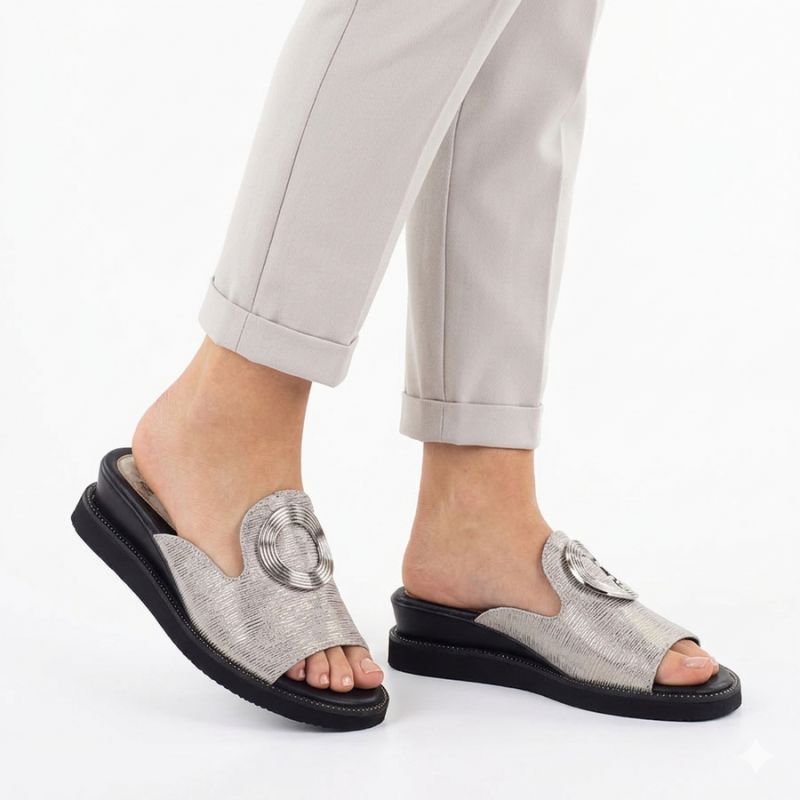 Women's silver low wedge flip-flops M.Daszyński MR2267-7 M. Daszyński
