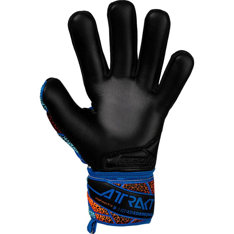 Reusch Attrakt Infinity NC Jr Goalkeeper Gloves 55 72 725 4468 Accessories/Gloves Your Sports Performance