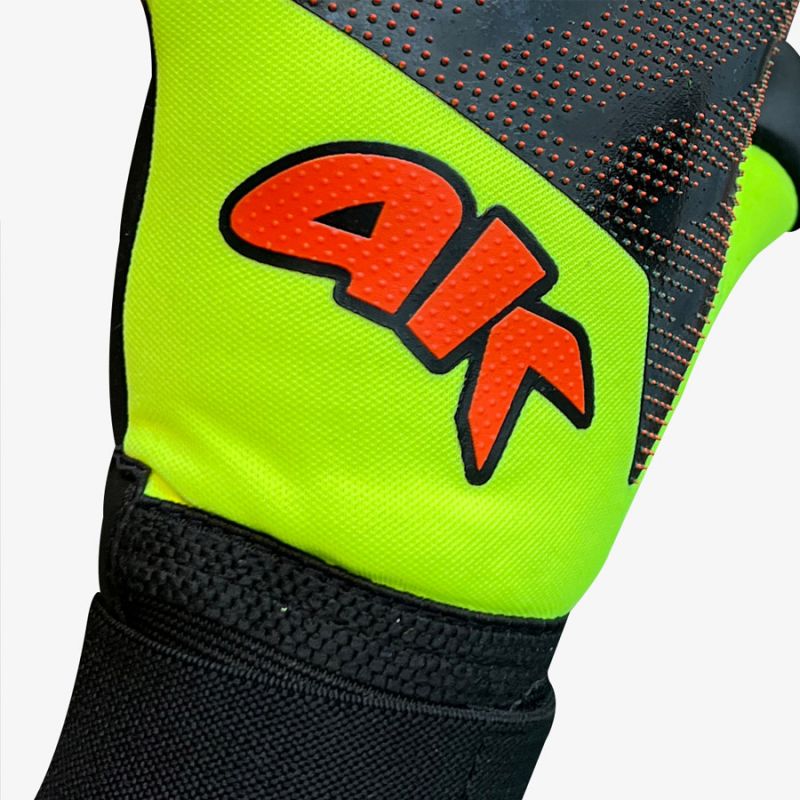 Goalkeeper gloves 4keepers Elite Venom NC M S961181 Accessories/Gloves/4keepers Your Sports Performance
