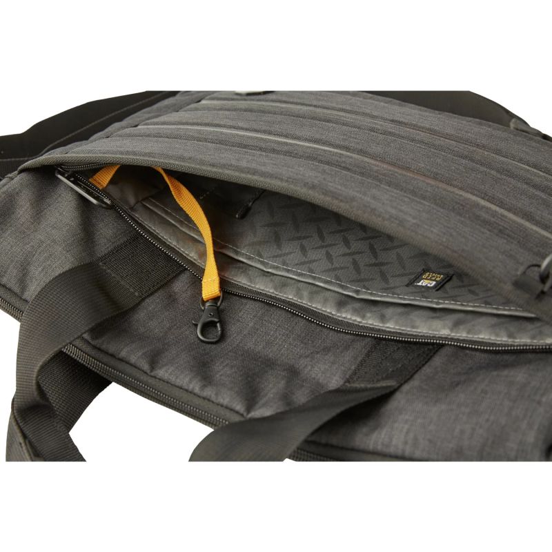 Caterpillar B. Holt Slim Briefcase 84349-500 Accessories/Bags/Other bags Your Sports Performance