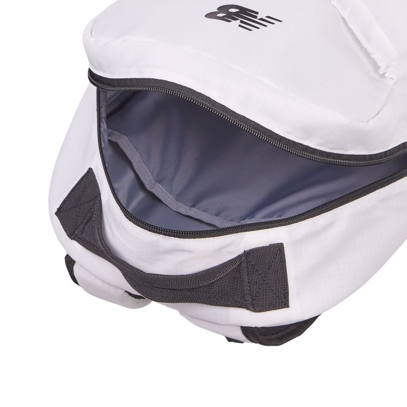 New Balance Essential Backpack WT LAB51900WT Accessories/Plecaki Your Sports Performance