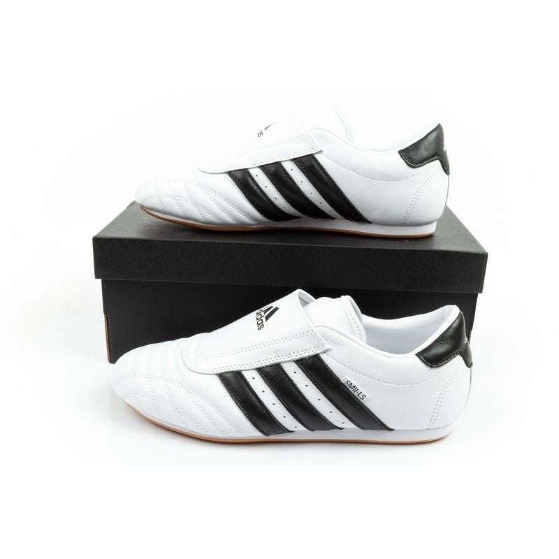 Adidas women's Taekwondo sports shoes white leather slip-on adidas