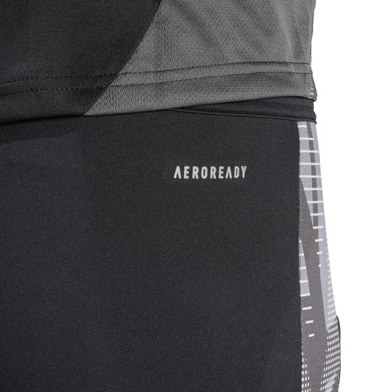 Adidas Tiro 24 Competition 1/2 M IP1871 shorts Clothing/Football Adidas