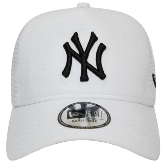New Era Essential New York Yankees MLB Trucker Cap 12285467 Clothing/Lifestyle Your Sports Performance