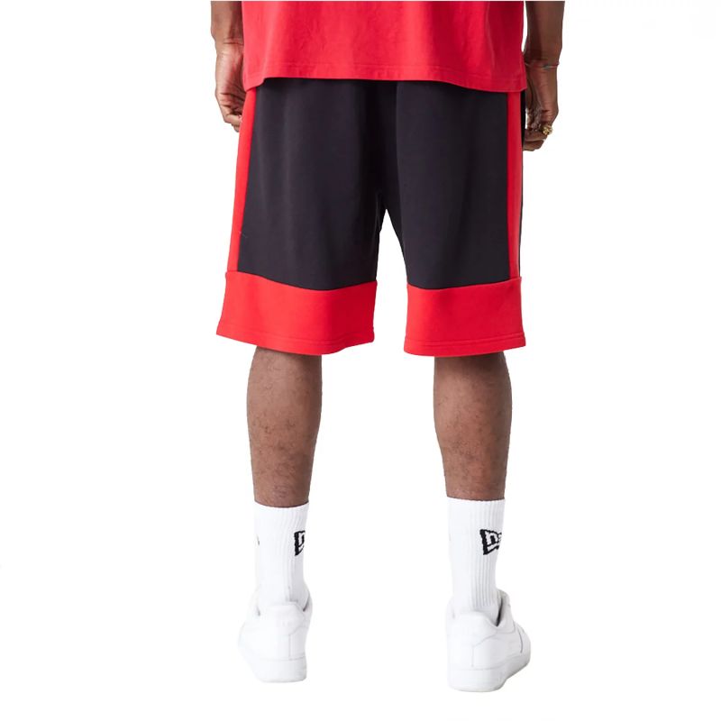 New Era NBA Color Block Short Bulls M 60416373 shorts Clothing/Lifestyle/Trousers, shorts/New Era Your Sports Performance