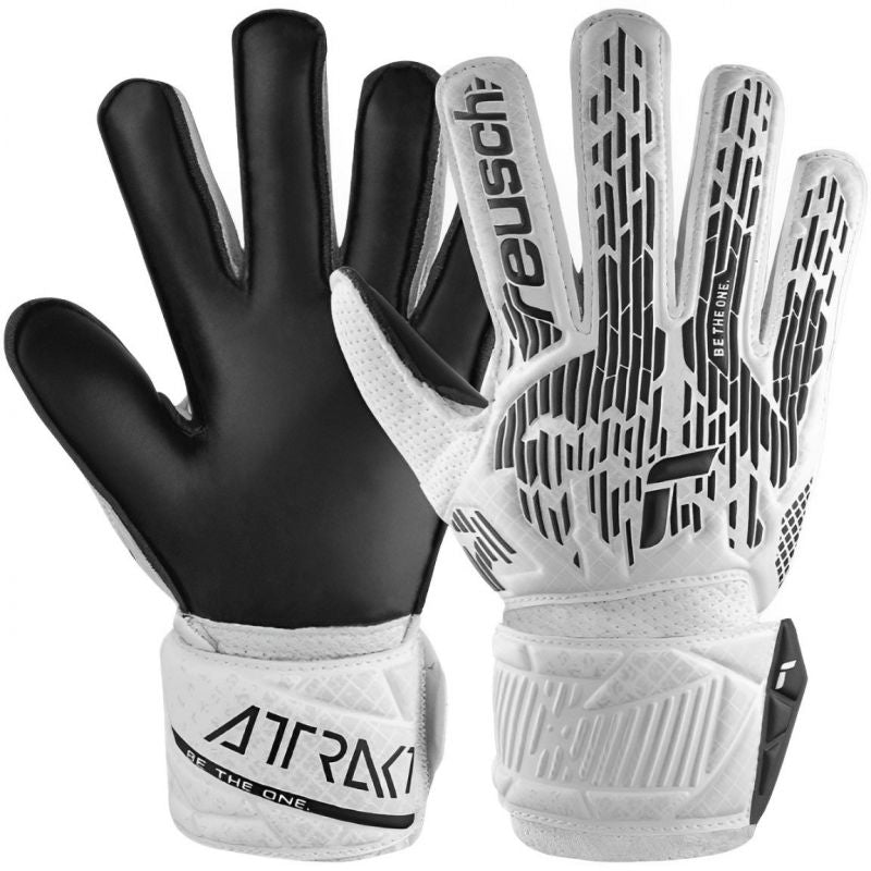 Reusch Attrak Solid goalkeeper gloves 5470016 1101