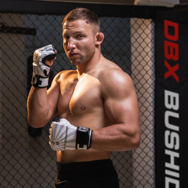 MMAM Gloves - Japan - Valor Series Rękawice MMA Your Sports Performance