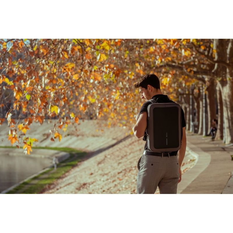 XD DESIGN ANTI-THEFT BACKPACK BOBBY BIZZ 2.0 GRAY P/N: P705.922 Bagaż/Plecaki Your Sports Performance