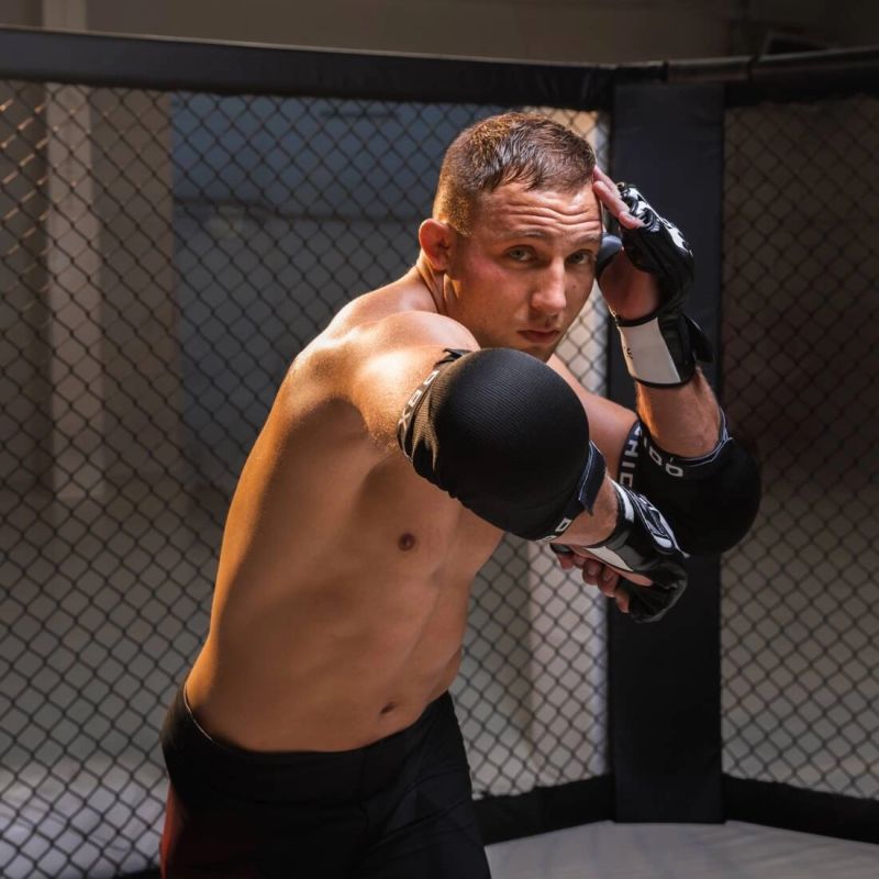 Elbow protectors - elastic cuffs DBX-EG-11 M Ochraniacze na łokcie Your Sports Performance