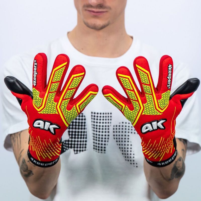 Goalkeeper gloves 4keepers Neo Elegant Neo Lava NC Jr S982843 Accessories/Gloves/4keepers Your Sports Performance