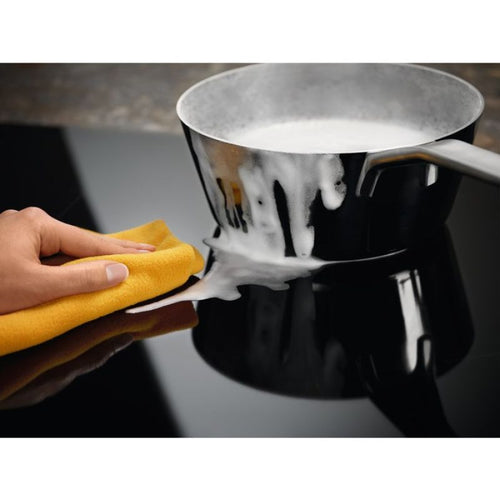 ELECTROLUX LIV63431BK induction hob AGD - Produkty/Płyty grzejne do zabudowy Your Sports Performance