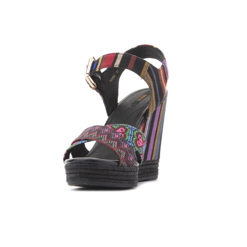 Geox W D82P6G 000AW C0042 wedge shoes