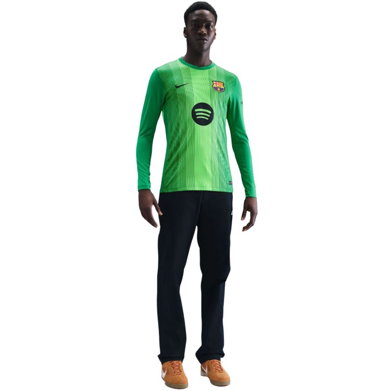 Nike FC Barcelona 2025/26 Stadium Goalkeeper Men's Jersey Green HQ0477 311