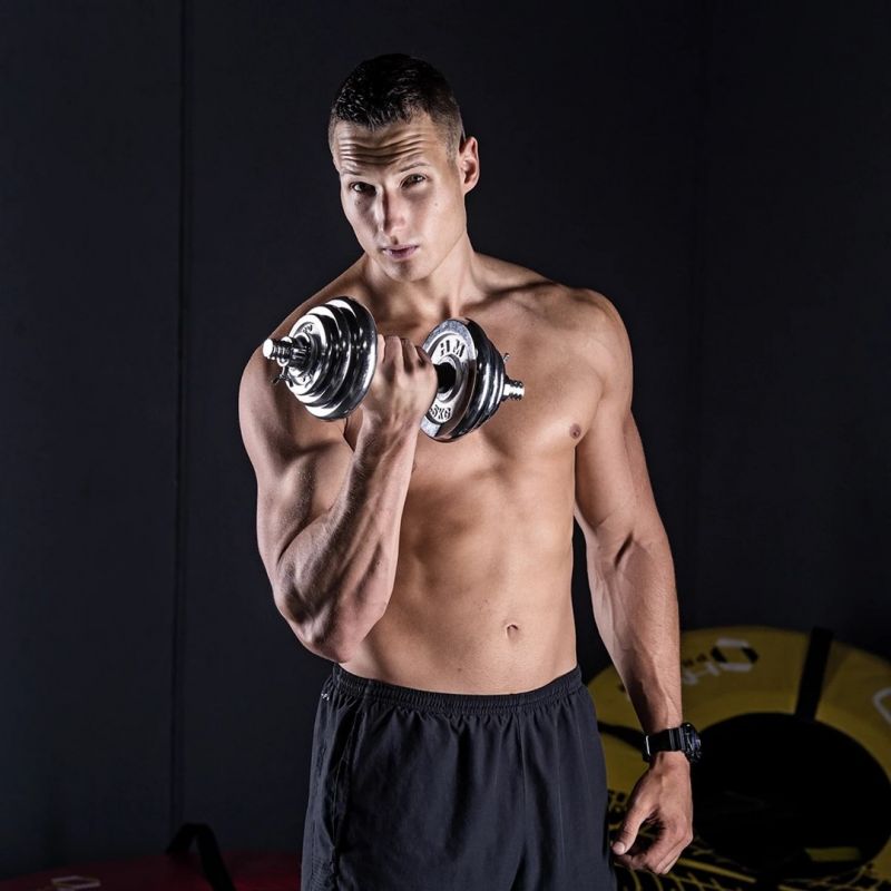 Dumbbells in a case HMS STC21 2 x 10 kg chrome In preparation Your Sports Performance