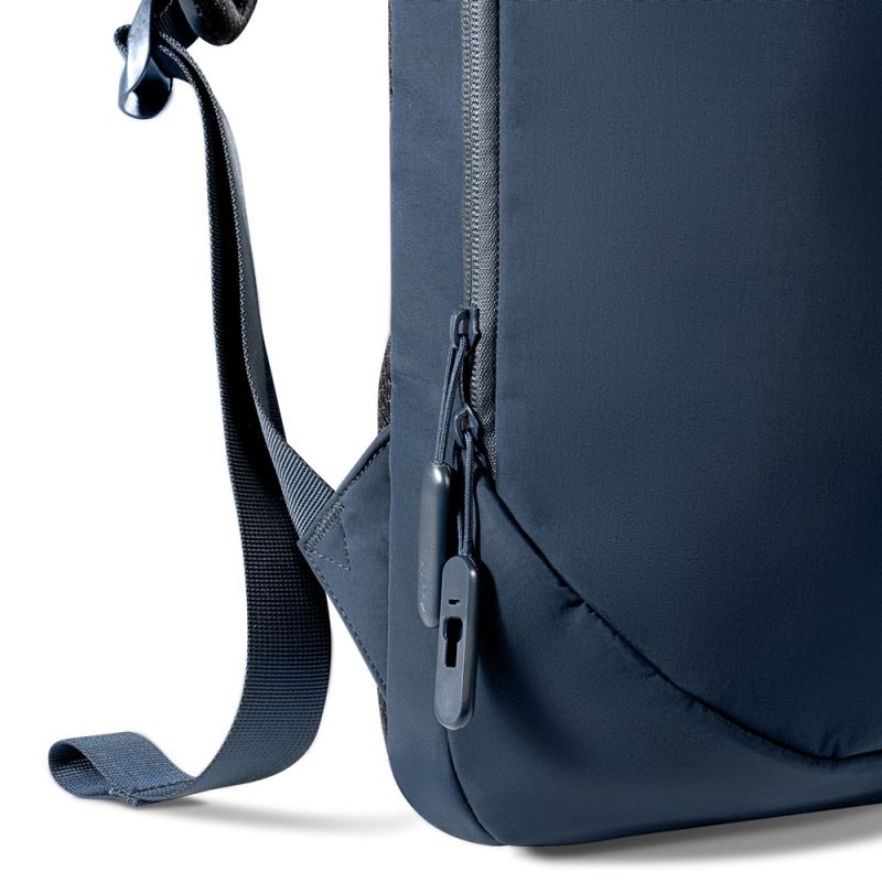 XD DESIGN AIR BACKPACK NAVY P706.3225 Bagaż/Plecaki Your Sports Performance