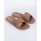 Ipanema women's flip-flops Street II fashionable comfortable brown slippers Ipanema