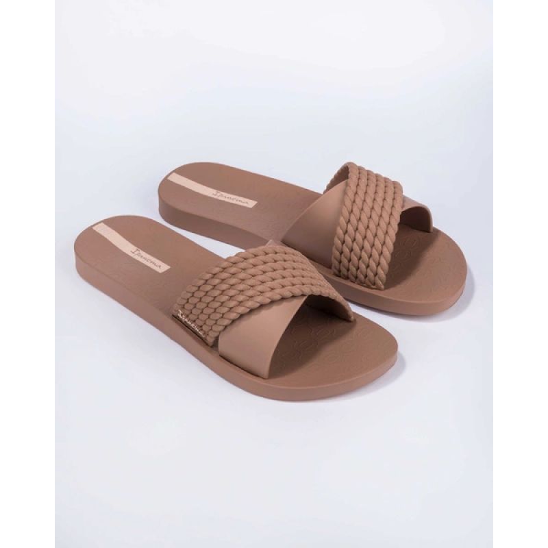 Ipanema women's flip-flops Street II fashionable comfortable brown slippers