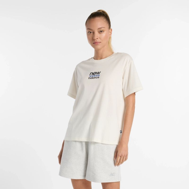 New Balance Sport Relaxed Graphic T-SH SST W WT51541SST Clothing/Lifestyle/T-shirts/New Balance New Balance