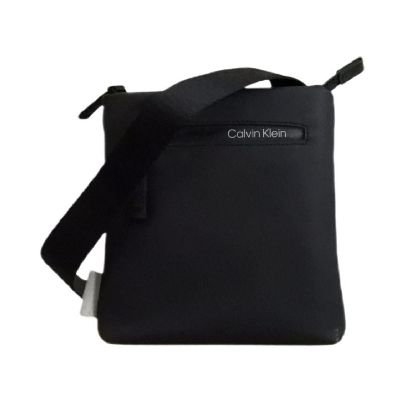 Calvin Klein Crossbody Bag Black - ZM0ZM02869 8AX Akcesoria i sprzęt koszykarski/Saszetki, nerki Your Sports Performance