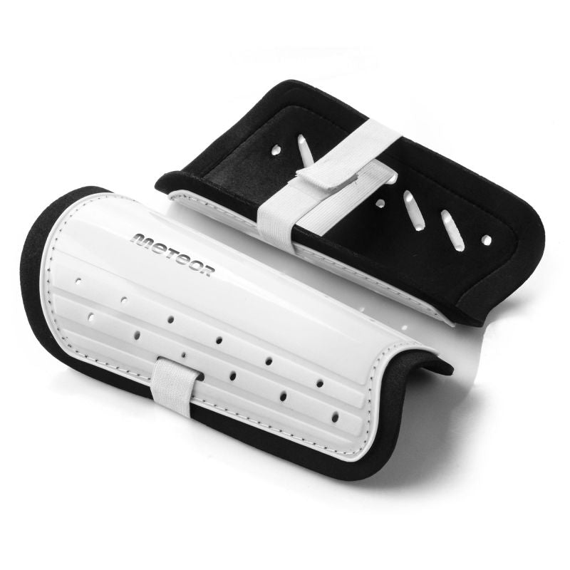 Meteor 20065-20068 football boots Accessories/Protectors and knee pads Your Sports Performance