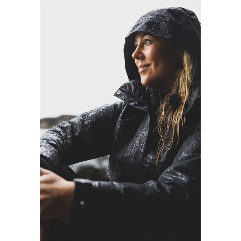 Helly Hansen Aden Jacket W 62650 990 Clothing/Outdoor/Helly Hansen Your Sports Performance