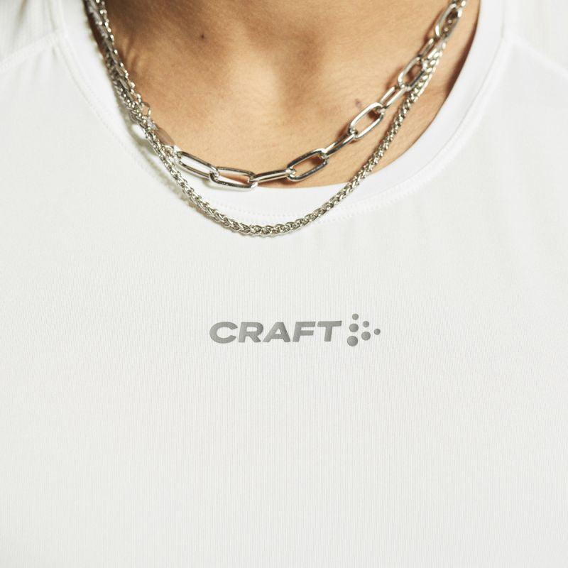 Craft Adv Essence Singlet 2 M 92800659821 Clothing/Training/Craft Your Sports Performance