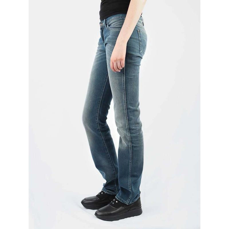 Wrangler Mae W21VXB035 Clothing/Lifestyle/Trousers, shorts/Wrangler Your Sports Performance