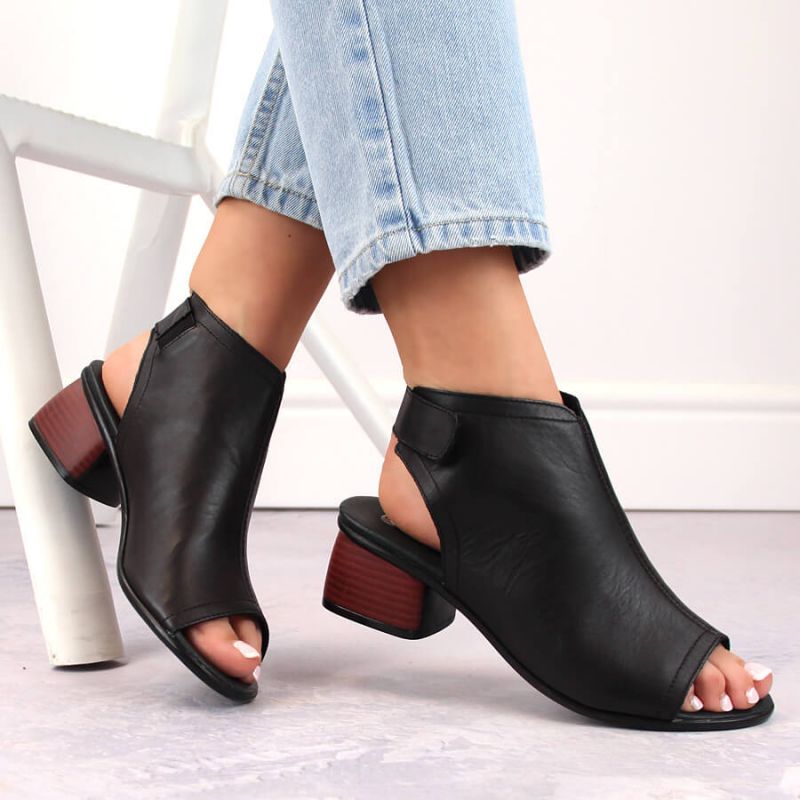 Leather comfortable sandals Remonte W RKR654 Footwear/Lifestyle/Rieker Your Sports Performance