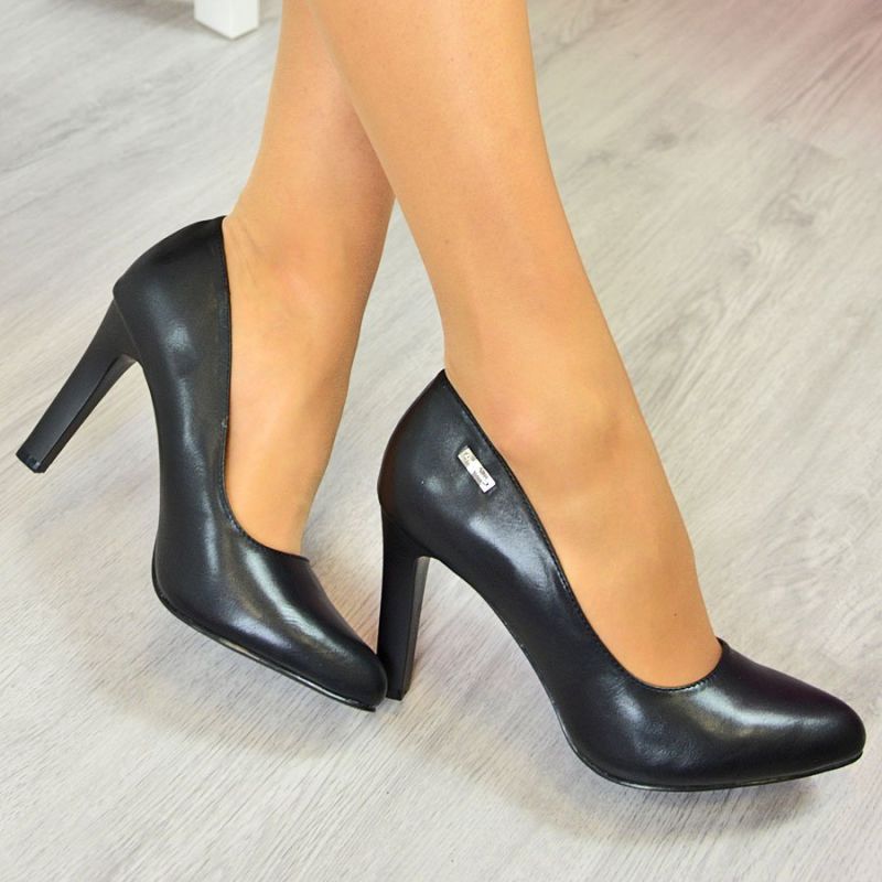 Black high heel pumps by Sergio Leone Footwear/Lifestyle/Sergio Leone Your Sports Performance