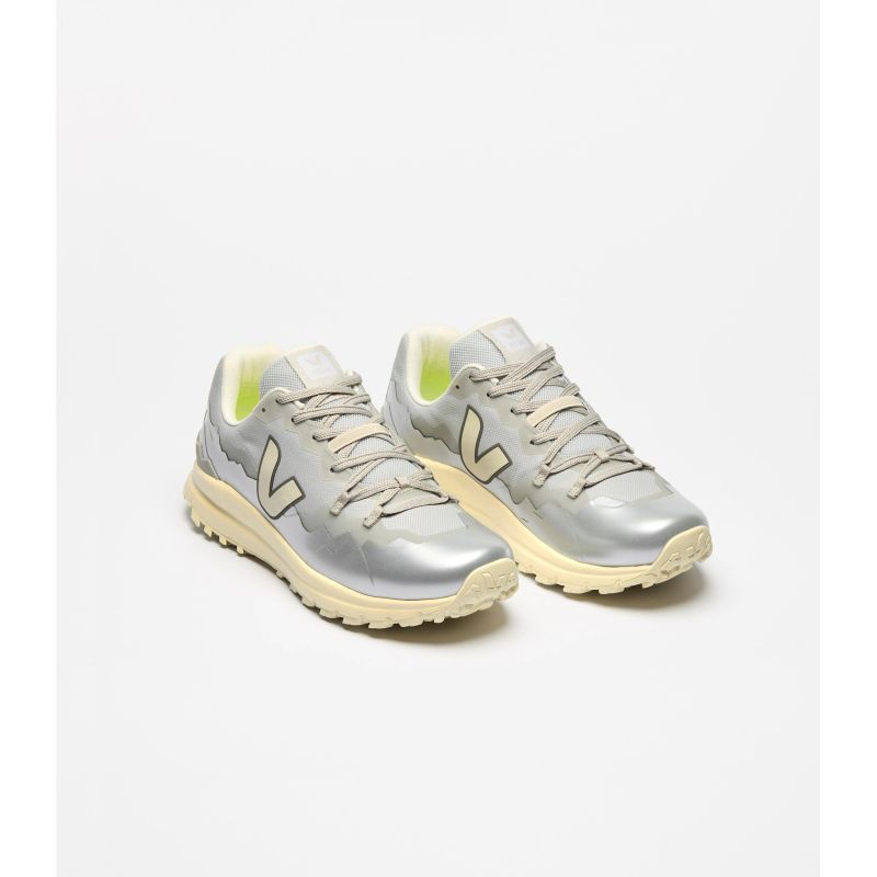 Veja FITZ ROY LI TREKSH SHARK_PIER_SILVER women's shoes (FT2320588A) In preparation Your Sports Performance