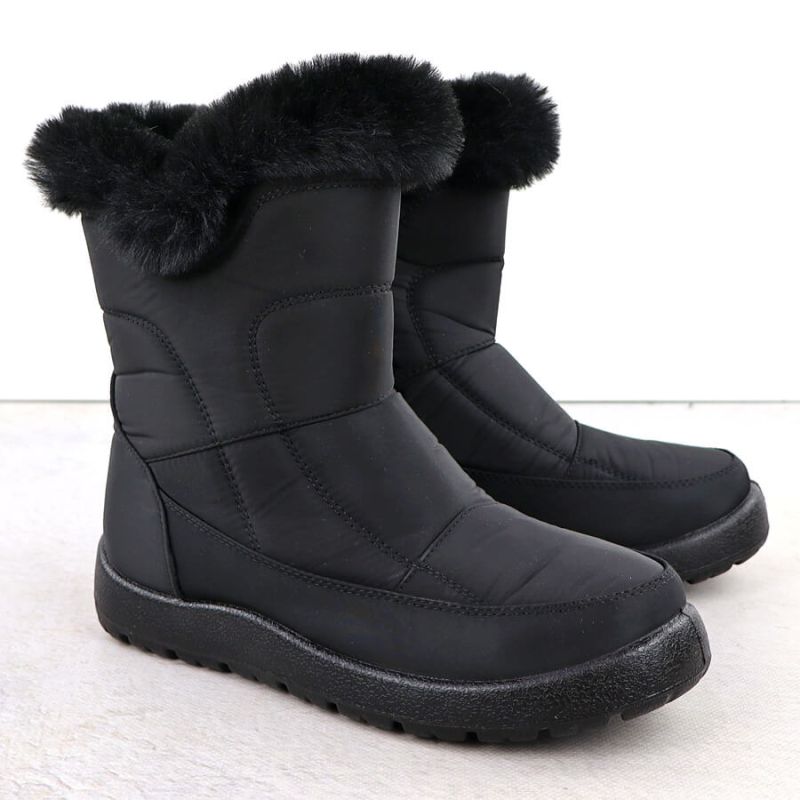 Women's flat insulated snow boots black Potocki KI24322 To be categorized Your Sports Performance