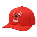 Mitchell & Ness NBA Chicago Bulls Team Ground 2.0 Snapback Cap - HHSS3260-CBUYYPPPRED1 Odzież/Czapki/Czapki z daszkiem Your Sports Performance