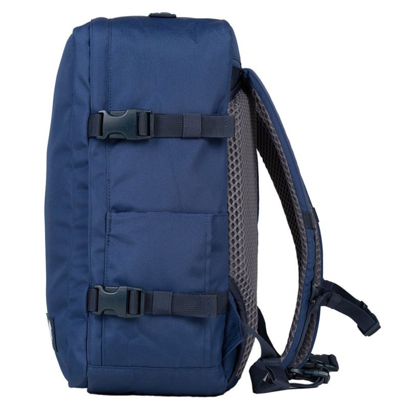 CabinZero Classic Plus 32L Handy Backpack Bag - CZ241205 Akcesoria i sprzęt koszykarski/Torby i plecaki Your Sports Performance