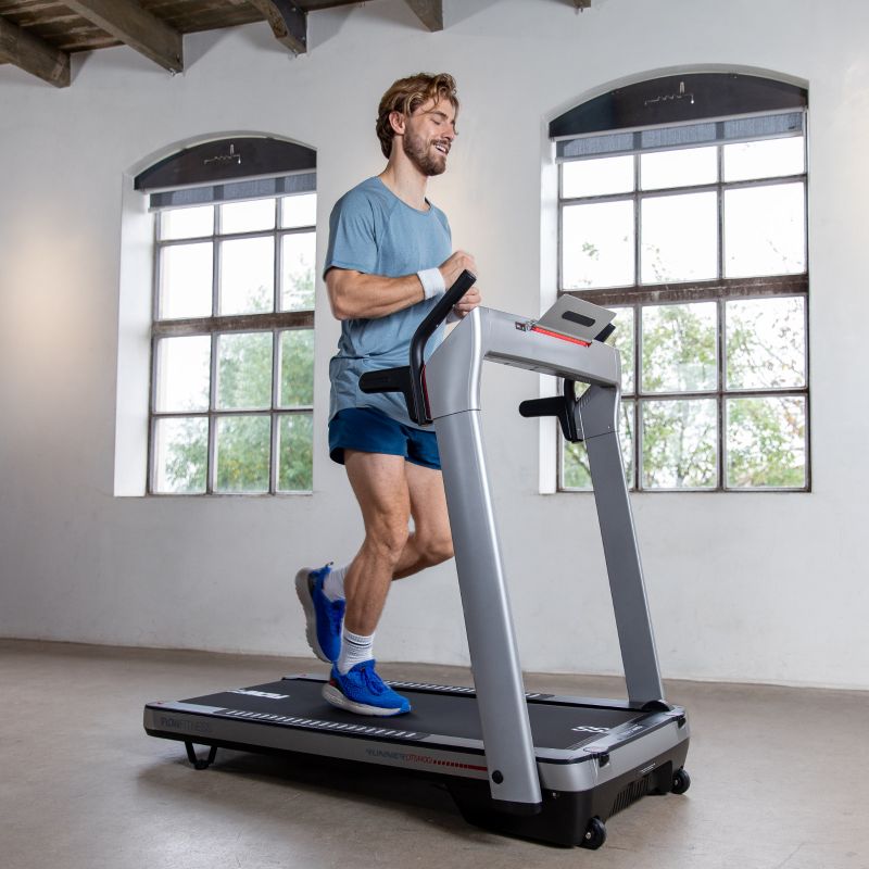 FLOW FITNESS ELECTRIC TREADMILL RUNNER DTM400i In preparation Your Sports Performance
