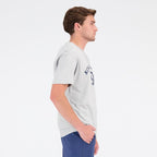 New Balance Sport Seasonal Graphic Cot AG M MT31904AG T-shirt Clothing/Lifestyle/T-shirts/New Balance New Balance