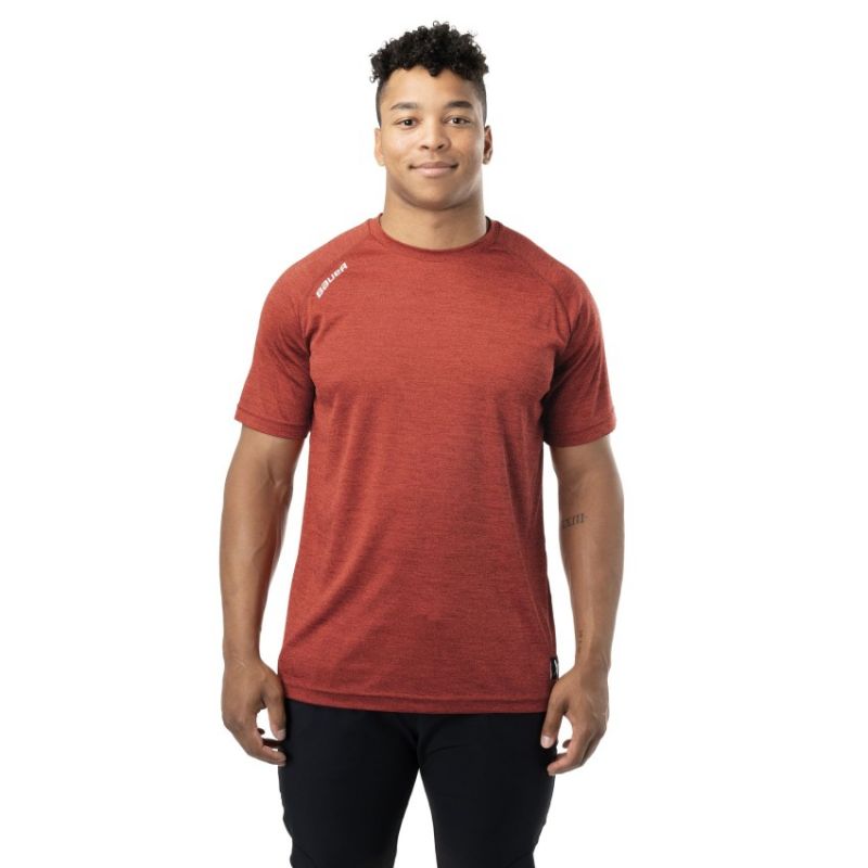 Bauer Team Tech Tee Sr M 1063252 Clothing/Lifestyle/T-shirts/Brugi Bauer