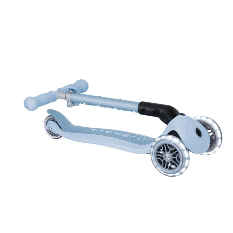 JUNIOR FOLDABLE LIGHTS ECOLOGIC scooter (692-501) Accessories/Skating/Hulajnogi/Traditional/For kids/Globber Your Sports Performance
