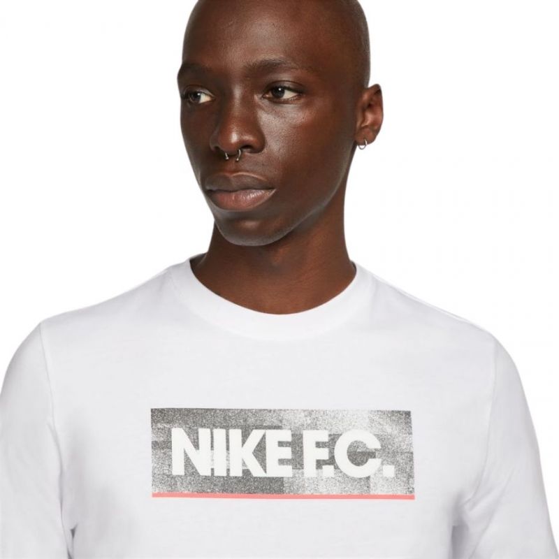 T-shirt Nike NK Fc Tee Seasonal Block M DH7444 100 Clothing/Lifestyle/T-shirts Nike