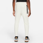 Nike Sportswear Tech Fleece M DD4706-100 pants Clothing/Lifestyle/Trousers, shorts Nike