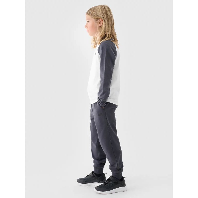 4F Jr sweatpants 4FJWMM00TTROM0811-25S Clothing/Lifestyle/Trousers, shorts/4F Your Sports Performance
