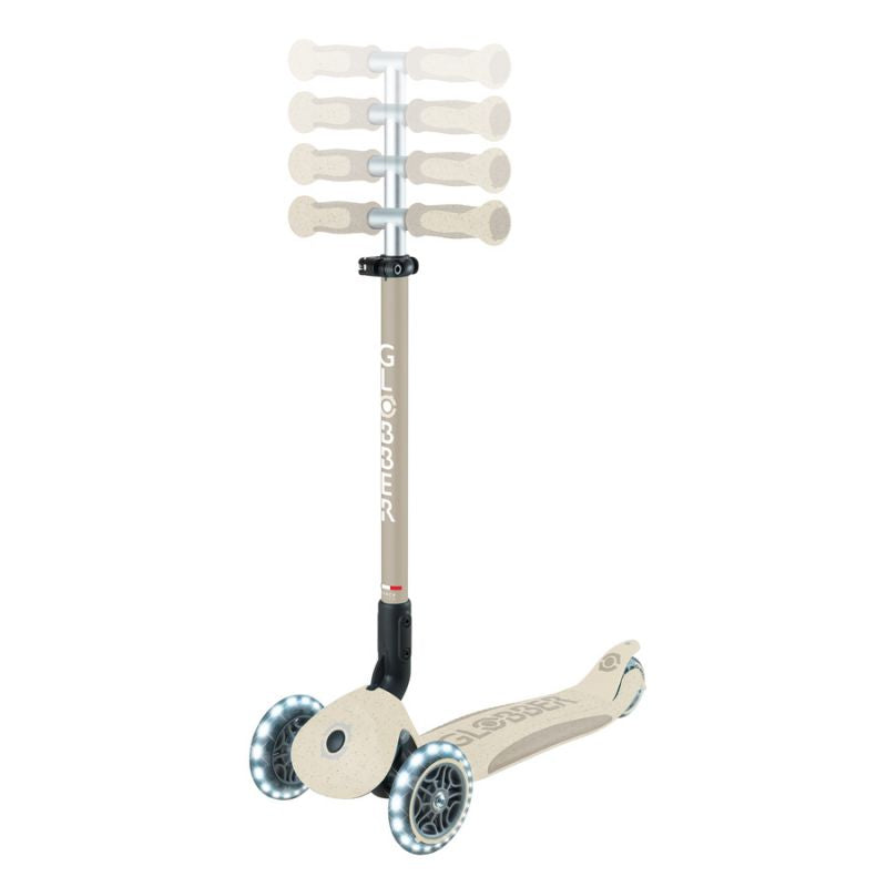 Scooter with ride-on seat GO•UP DELUXE LIGHTS ECOLOGIC 360 (697-566) Accessories/Skating/Hulajnogi/Traditional/For kids/Globber Your Sports Performance