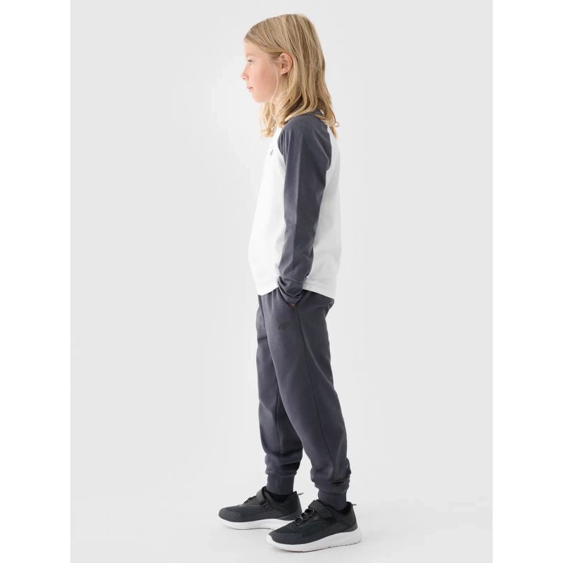 4F Jr sweatpants 4FJWMM00TTROM0811-25S Clothing/Lifestyle/Trousers, shorts/4F Your Sports Performance