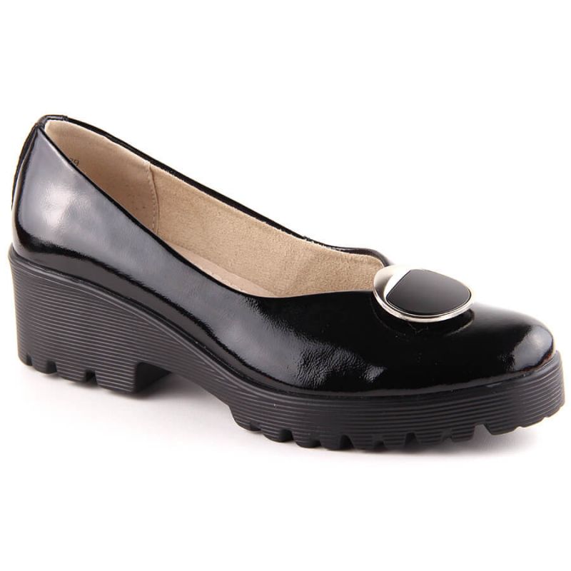 Women's patent leather shoes with decoration Filippo DP4569 Footwear Your Sports Performance