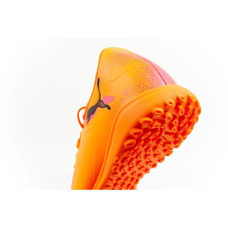 Puma men's sports shoes Future 8 Play TT turf football shoes orange Puma