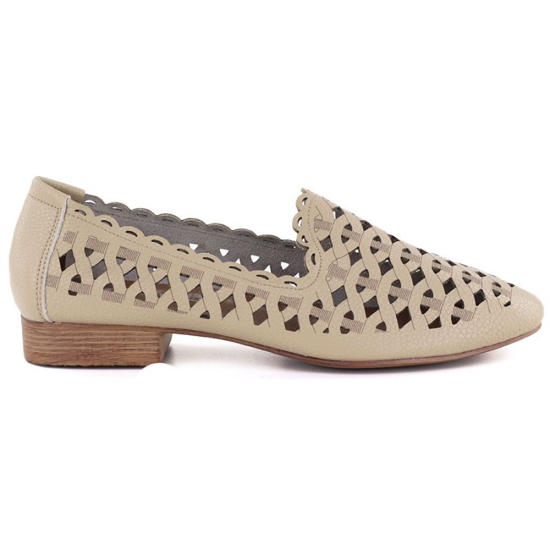 Women's leather openwork shoes, beige, Jezzi OL50-1 To be categorized Your Sports Performance